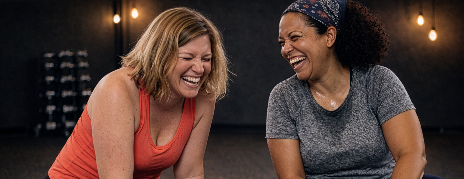 Stark Kvinna träning för kvinna 40+